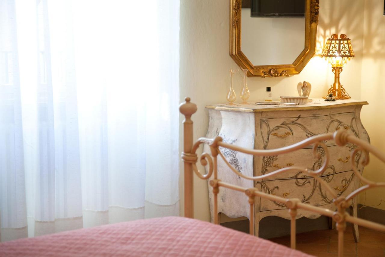 Appartamento Di Lusso In Borgo Storico Toscano Биббьена Экстерьер фото